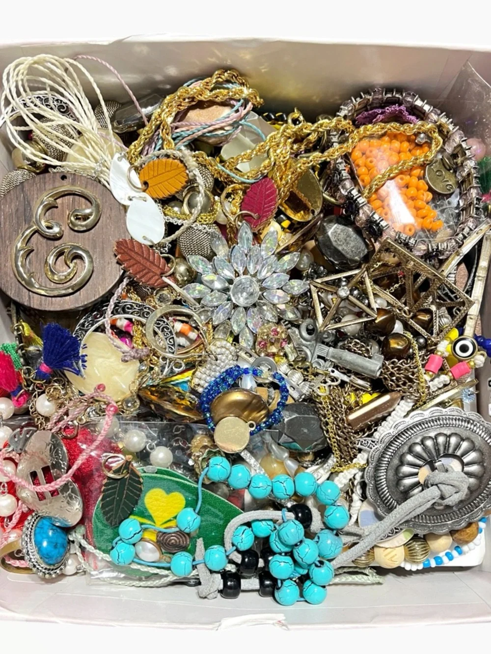 VTG - Now Repurpose Jewelry Rhinestone Beads DIY Upcycle Craft Supply Box 1#13.5
